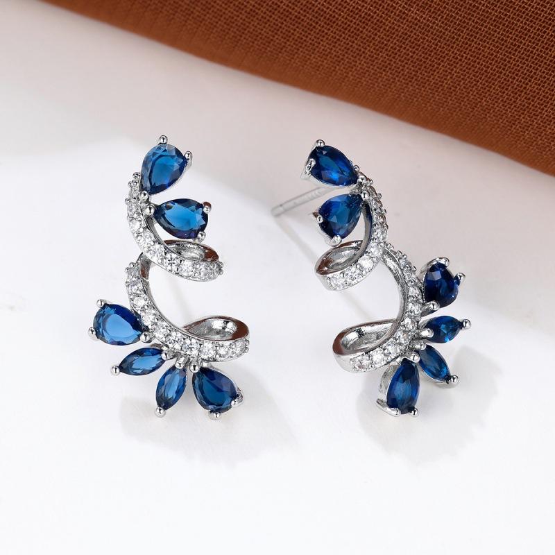 Wish popular white gold treasure blue diamond flower vine flower earrings super flash versatile earrings women s personality simple jewelry сапфировый
Wish popular white gold treasure blue diamond flower vine flower earrings super flash versatile earrings women s personality simple jewelry сапфировый