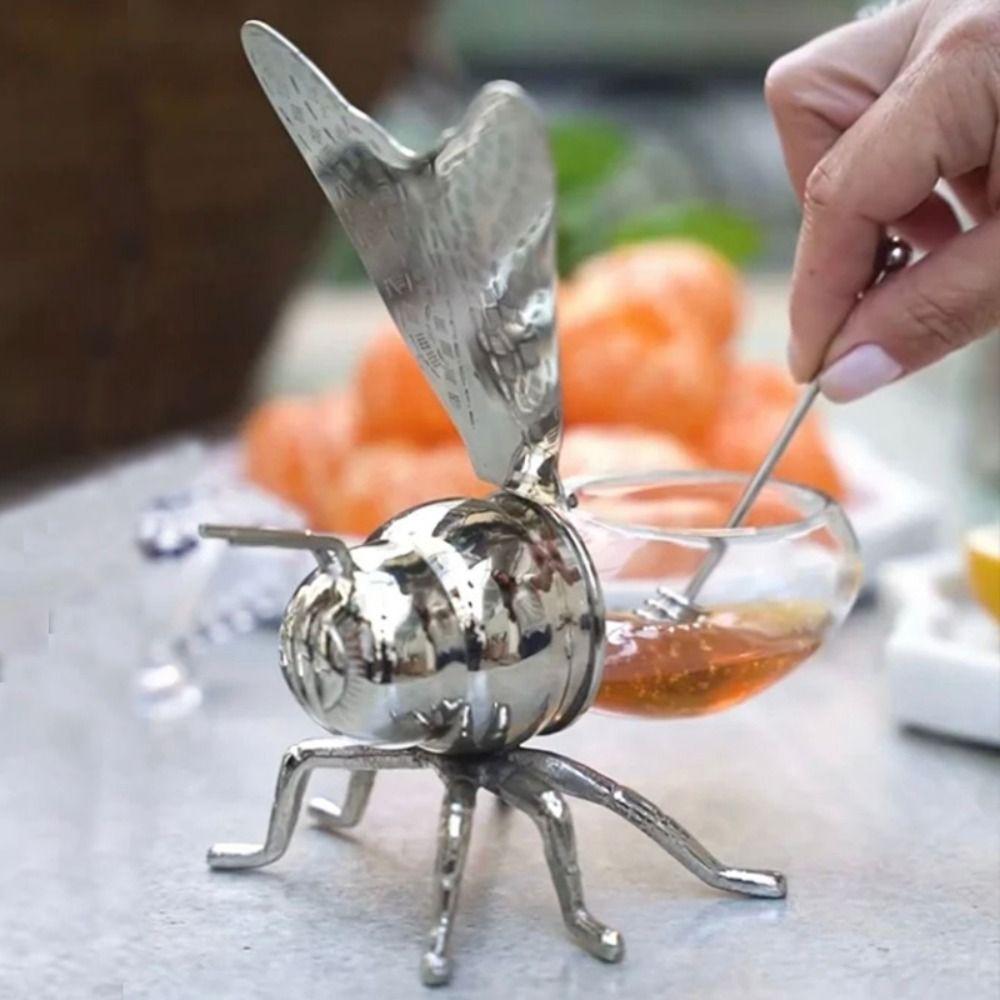 Creative Bee Shape With Spoon Decorative Honey Pot Ornament Honey Storage Jar Seasoning Jar
Creative Bee Shape With Spoon Decorative Honey Pot Ornament Honey Storage Jar Seasoning Jar