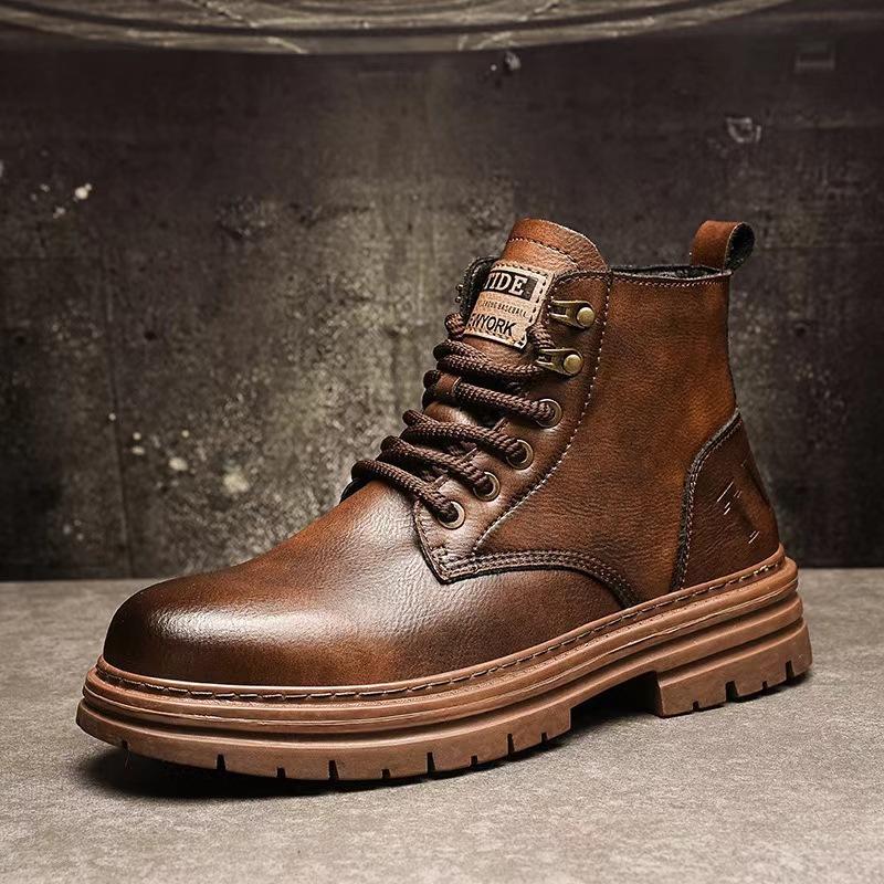 Martin boots men s shoes 2025 new trendy autumn and winter high-top leather shoes American retro tooling boots knight locomotive short boots 44
Martin boots men s shoes 2025 new trendy autumn and winter high-top leather shoes American retro tooling boots knight locomotive short boots 44