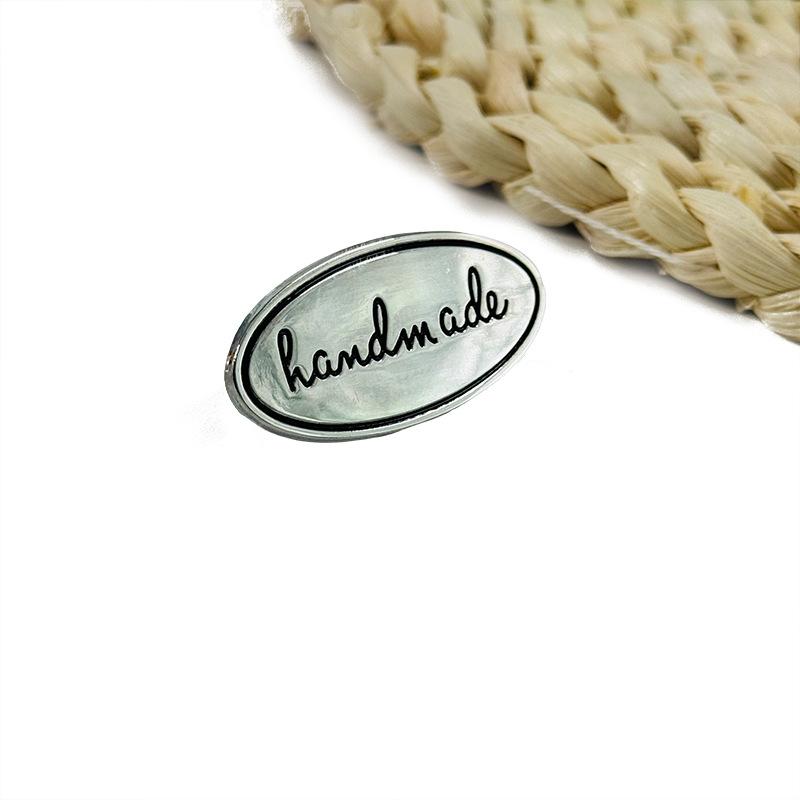 5pc DIY Handmade Oval Decorative Labels Tags for Craft Bags Sewing Accessories Durable Metal Material Suitable for Various DIY Projects One Size серебряный
5pc DIY Handmade Oval Decorative Labels Tags for Craft Bags Sewing Accessories Durable Metal Material Suitable for Various DIY Projects One Size серебряный