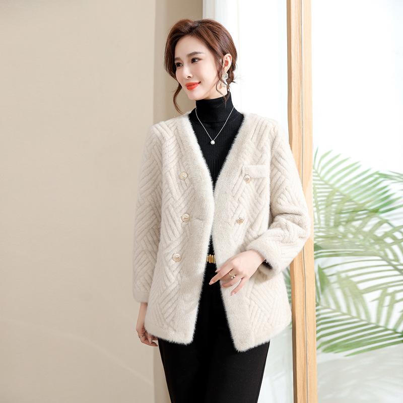 Новая одежда для мам, шуба из норкового флиса, защита окружающей среды, женская маленькая цельная шуба из ароматного меха, имитация норки, флисовая шуба 
Новая одежда для мам, шуба из норкового флиса, защита окружающей среды, женская маленькая цельная шуба из ароматного меха, имитация норки, флисовая шуба