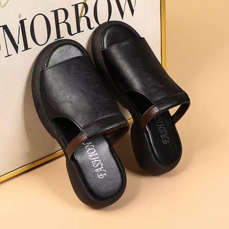 thick-soled soft-soled cool slippers, women wear thick-heeled one-word slippers, summer open-toed fairy slippers 35 чорний
thick-soled soft-soled cool slippers, women wear thick-heeled one-word slippers, summer open-toed fairy slippers 35 чорний