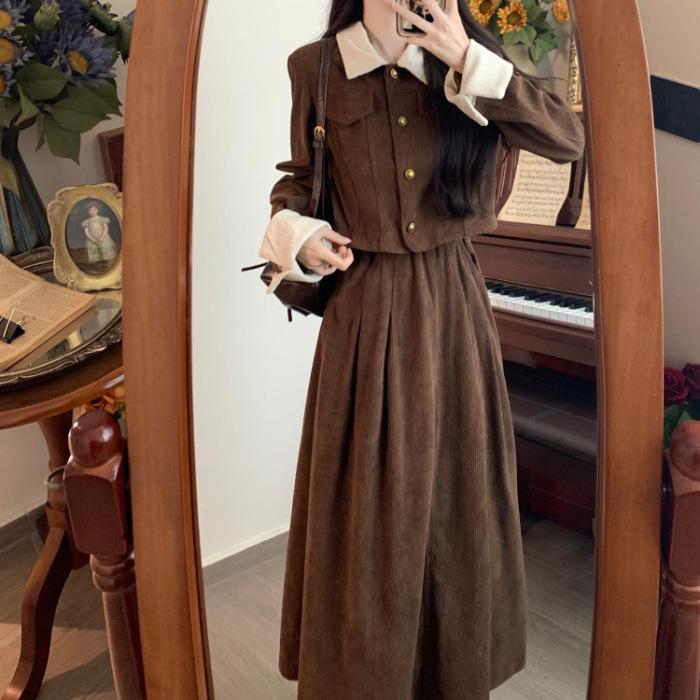 Large size French high-end small fragrant skirt women s early autumn new fat mm thin belly cover with a whole set S коричневый
Large size French high-end small fragrant skirt women s early autumn new fat mm thin belly cover with a whole set S коричневый