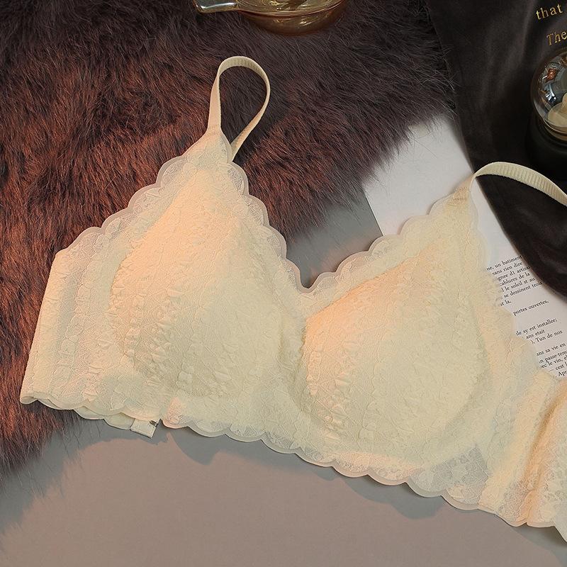 Женский бюстгальтер Cloud Bubble Нижнее белье Маленькая грудь Собранный бюстгальтер без косточек Тонкий стильный кружевной бюстгальтер 32/70 ABC белый
Женский бюстгальтер Cloud Bubble Нижнее белье Маленькая грудь Собранный бюстгальтер без косточек Тонкий стильный кружевной бюстгальтер 32/70 ABC белый