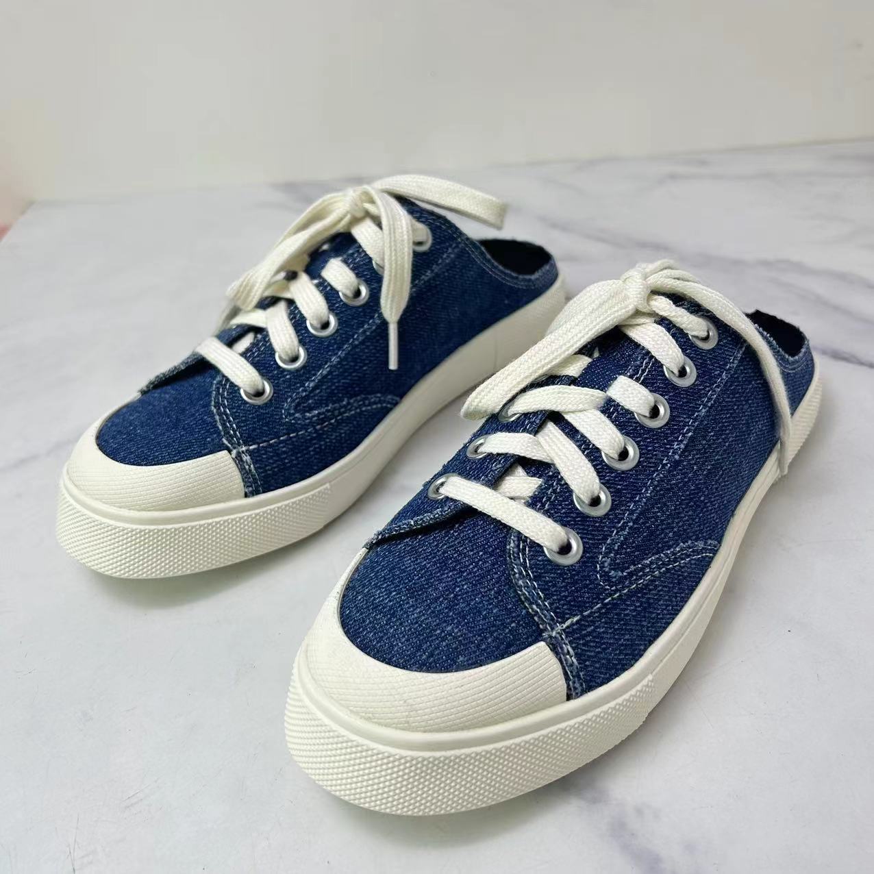 ZA Half Tug Canvas Shoes Весна/Лето Новые синие джинсовые ленивые туфли Наденьте спортивную обувь и носите повседневные тапочки на плоской подошве на улице 40
ZA Half Tug Canvas Shoes Весна/Лето Новые синие джинсовые ленивые туфли Наденьте спортивную обувь и носите повседневные тапочки на плоской подошве на улице 40