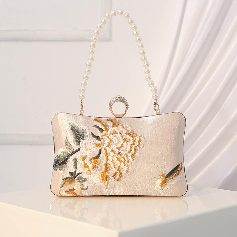 Silk Embroidered Evening Clutch: Retro Qipao Handbag for Women – 2026 Edition шампанского
Silk Embroidered Evening Clutch: Retro Qipao Handbag for Women – 2026 Edition шампанского