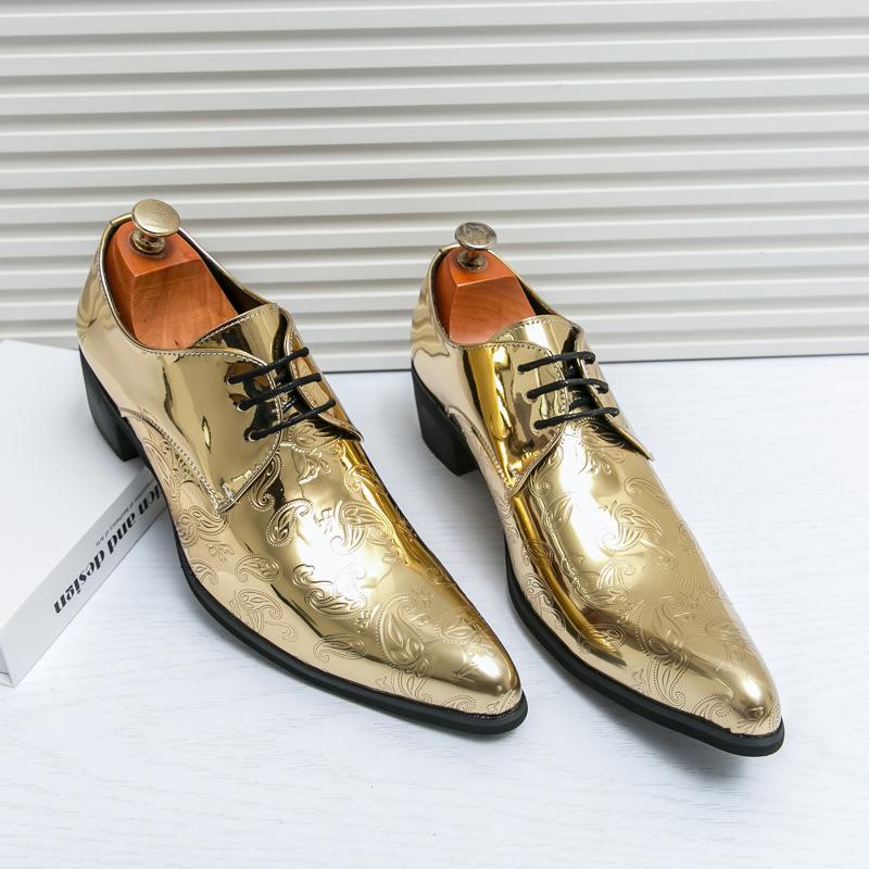 New glossy men s business dress leather shoes fashion casual shoes large size high heel heightening lace-up wedding shoes 46 38
New glossy men s business dress leather shoes fashion casual shoes large size high heel heightening lace-up wedding shoes 46 38