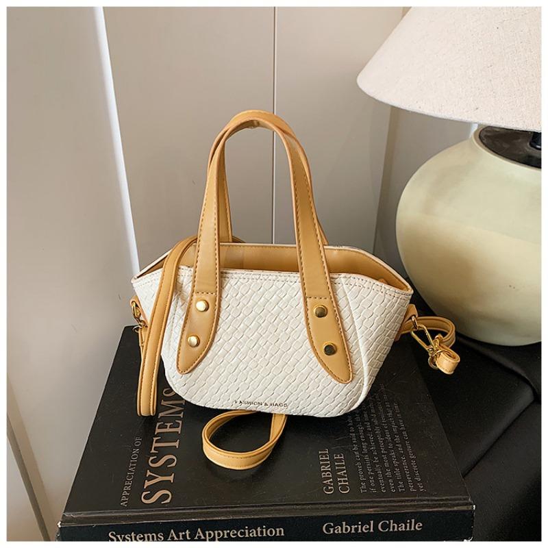 Retro feeling hand carry Yuezi fashion bucket bag women s messenger bag spring and summer new texture shoulder bag
Retro feeling hand carry Yuezi fashion bucket bag women s messenger bag spring and summer new texture shoulder bag