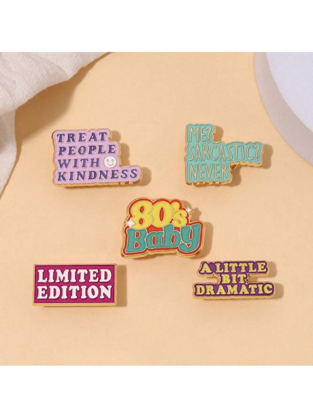 5 pieces of women s cartoon creative colorful English letter series design brooch,daily matching clothes,bags,accessories,badges
5 pieces of women s cartoon creative colorful English letter series design brooch,daily matching clothes,bags,accessories,badges