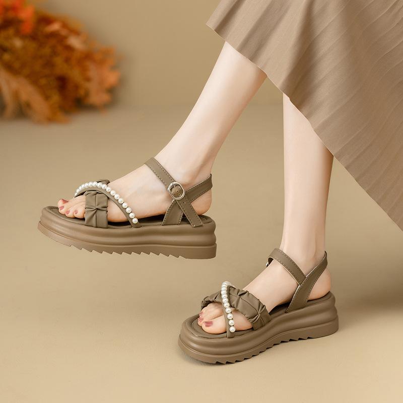 Pearl thick-soled cool women 2025 new summer wear muffin bottom versatile student fashion one-word buckle strap Roman shoes 41 хакі
Pearl thick-soled cool women 2025 new summer wear muffin bottom versatile student fashion one-word buckle strap Roman shoes 41 хакі