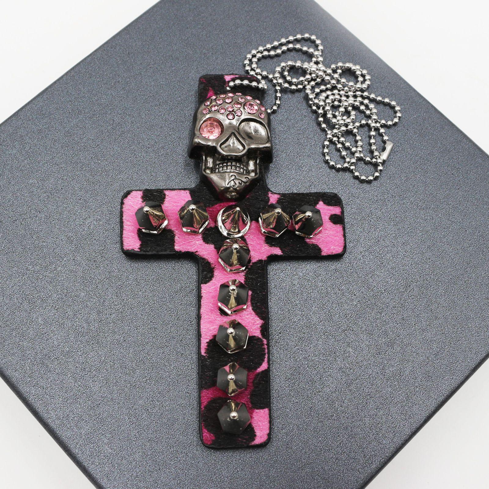 European and American Street Punk Skull Rivet Spike Leather Cross Necklace рожевий
European and American Street Punk Skull Rivet Spike Leather Cross Necklace рожевий