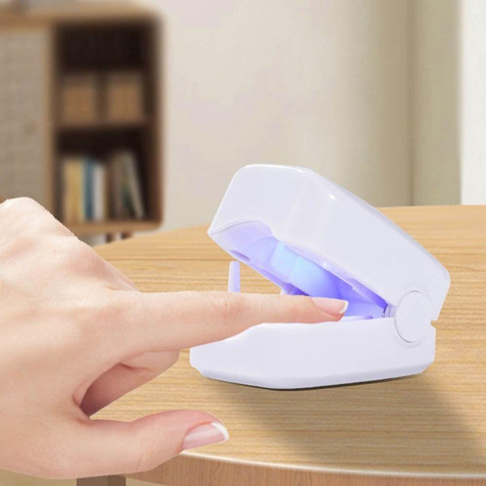 Convenient Nail Fungus Remedy Fast-acting Killingnail Fungus Mini Lamp for Finger/Toenails білий
Convenient Nail Fungus Remedy Fast-acting Killingnail Fungus Mini Lamp for Finger/Toenails білий