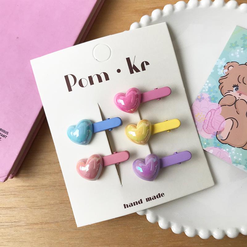 Красочные мультяшные заколки для волос для детей - Милые и универсальные заколки-макароны для боковых прядей
Красочные мультяшные заколки для волос для детей - Милые и универсальные заколки-макароны для боковых прядей