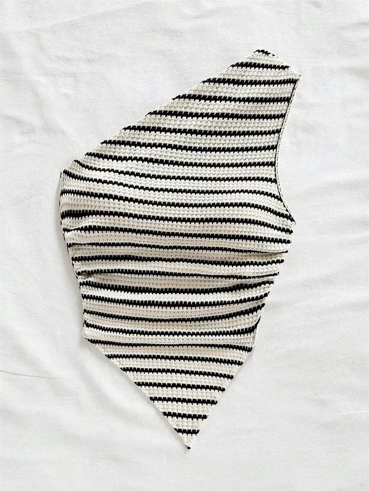 Майка Phumee с асимметричным подолом, черно-белая полоска, на одно плечо AE142 L белый
Майка Phumee с асимметричным подолом, черно-белая полоска, на одно плечо AE142 L белый