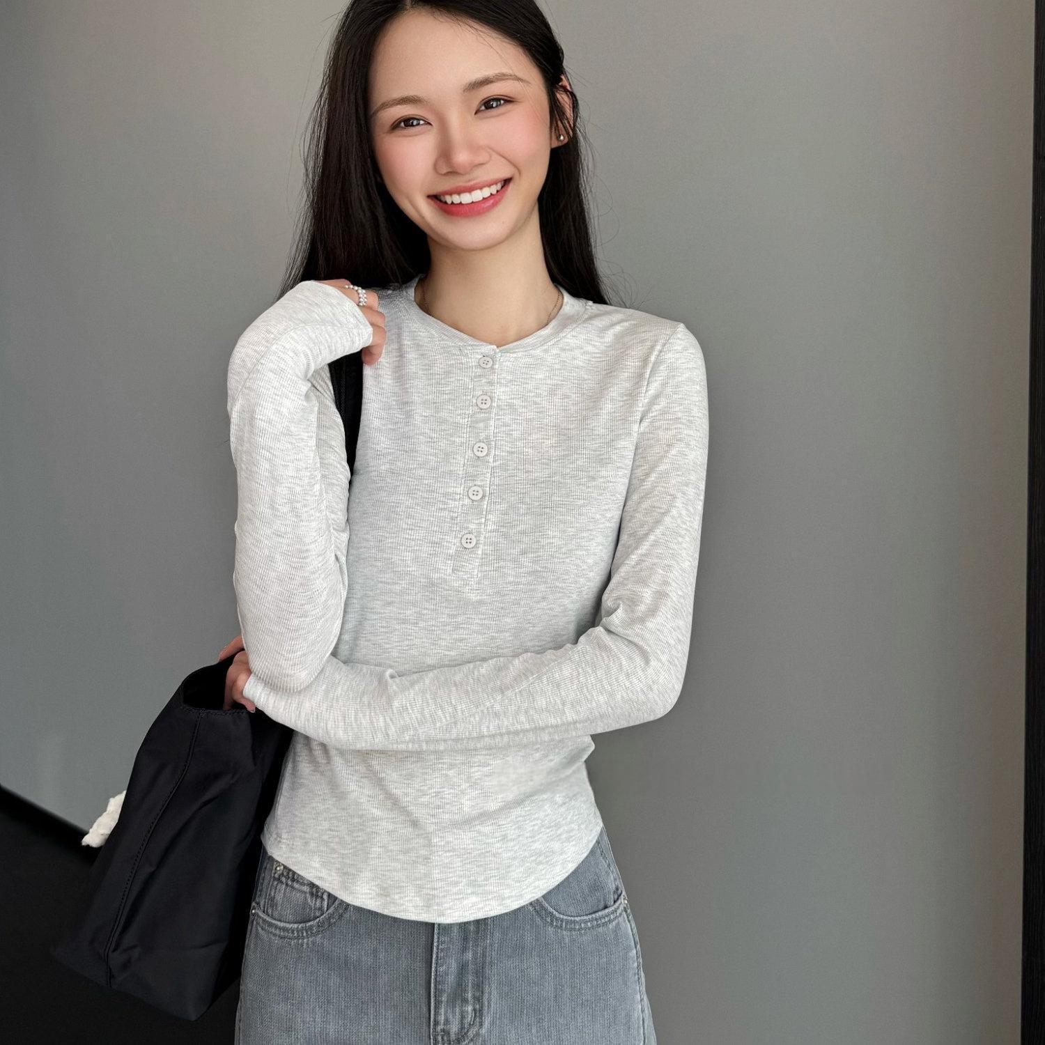 Slimming & Flattering Lan Jing Modal Henley Collar Button T-shirt - Early Spring Collection H030119 Small
Slimming & Flattering Lan Jing Modal Henley Collar Button T-shirt - Early Spring Collection H030119 Small