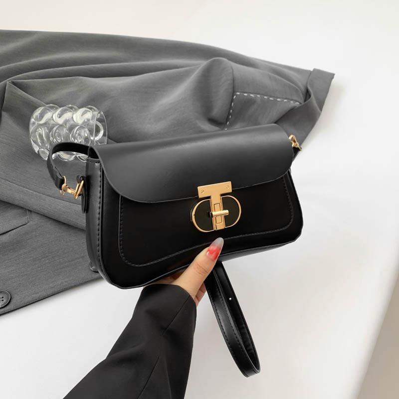 New light luxury fashion small square bag, personalized trend niche design, single shoulder crossbody commuter bag woman чёрный
New light luxury fashion small square bag, personalized trend niche design, single shoulder crossbody commuter bag woman чёрный