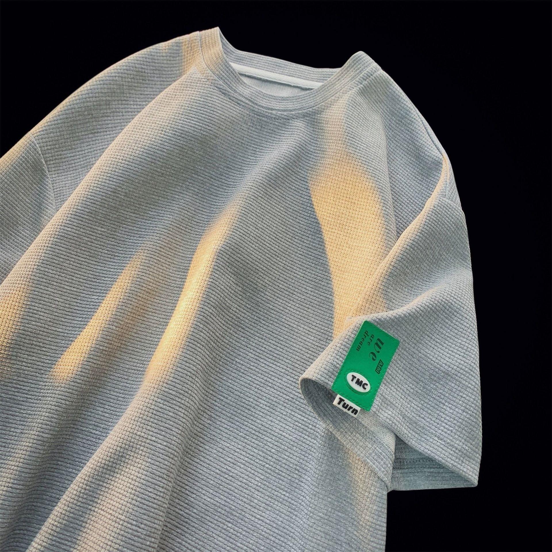 Мужская футболка с коротким рукавом из плотной вафельной ткани, летняя простая свободная однотонная футболка в гонконгском стиле 3XL
Мужская футболка с коротким рукавом из плотной вафельной ткани, летняя простая свободная однотонная футболка в гонконгском стиле 3XL