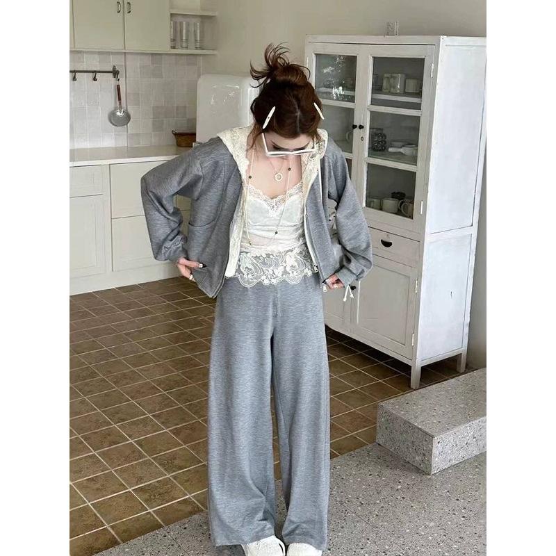 Spring 2025 Women s Lace Sweatshirt & Wide Leg Pants Set - Trendy Casual Sport Style L (120-140 Jin)
Spring 2025 Women s Lace Sweatshirt & Wide Leg Pants Set - Trendy Casual Sport Style L (120-140 Jin)
