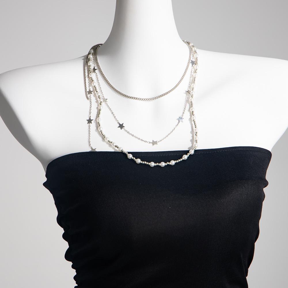 Vintage Luxury Pearl Chain Brooches Star-shaped Chain Beaded Pearl Necklace Clothes Accessorie C
Vintage Luxury Pearl Chain Brooches Star-shaped Chain Beaded Pearl Necklace Clothes Accessorie C
