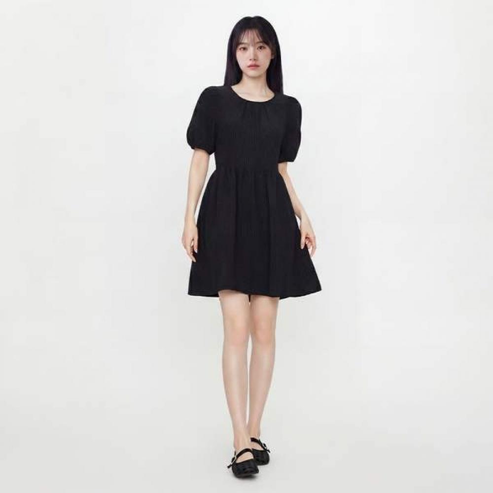 Lap Stitch Pattern Shirring Mini Dress As2wo465 BK (black)/FF
Lap Stitch Pattern Shirring Mini Dress As2wo465 BK (black)/FF