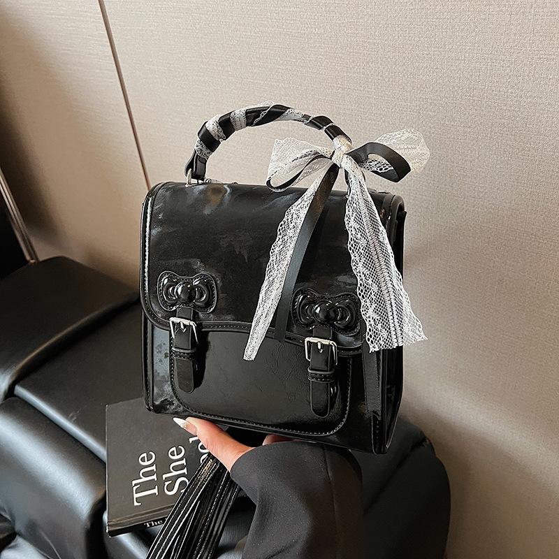 Модный рюкзак женский 2025 новый простой студенческий стиль школьный рюкзак для студентов досуг путешествия маленький рюкзак 20*10*19
Модный рюкзак женский 2025 новый простой студенческий стиль школьный рюкзак для студентов досуг путешествия маленький рюкзак 20*10*19