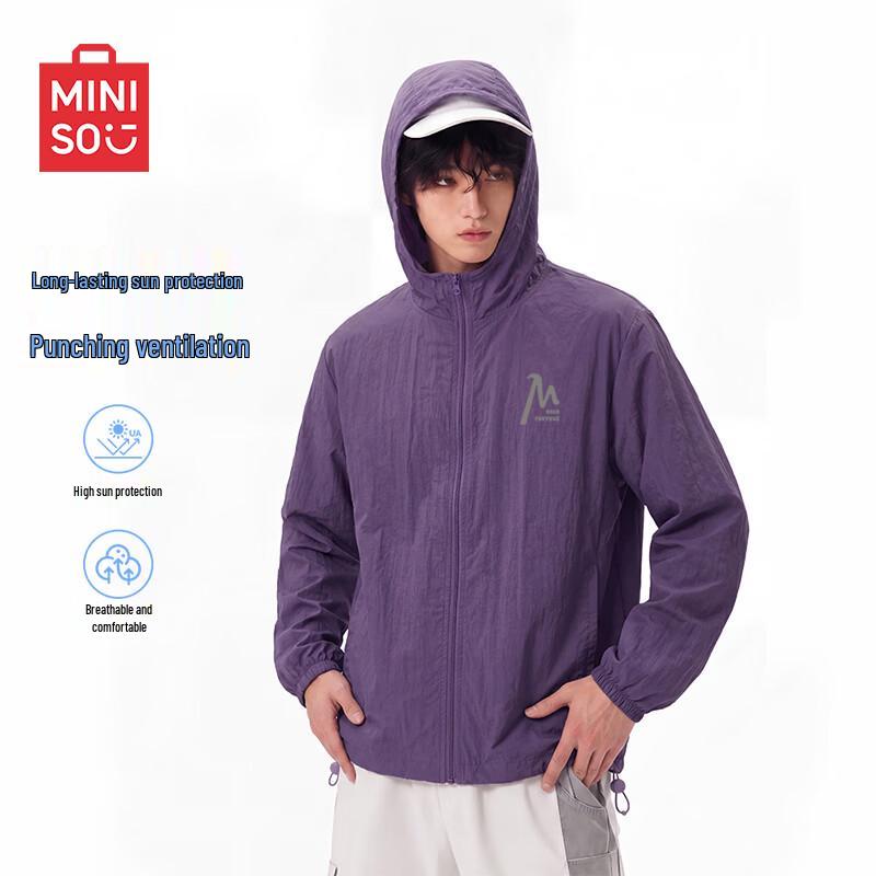 MINISO Men s Hooded Lightweight UV Protection Jacket XL
MINISO Men s Hooded Lightweight UV Protection Jacket XL