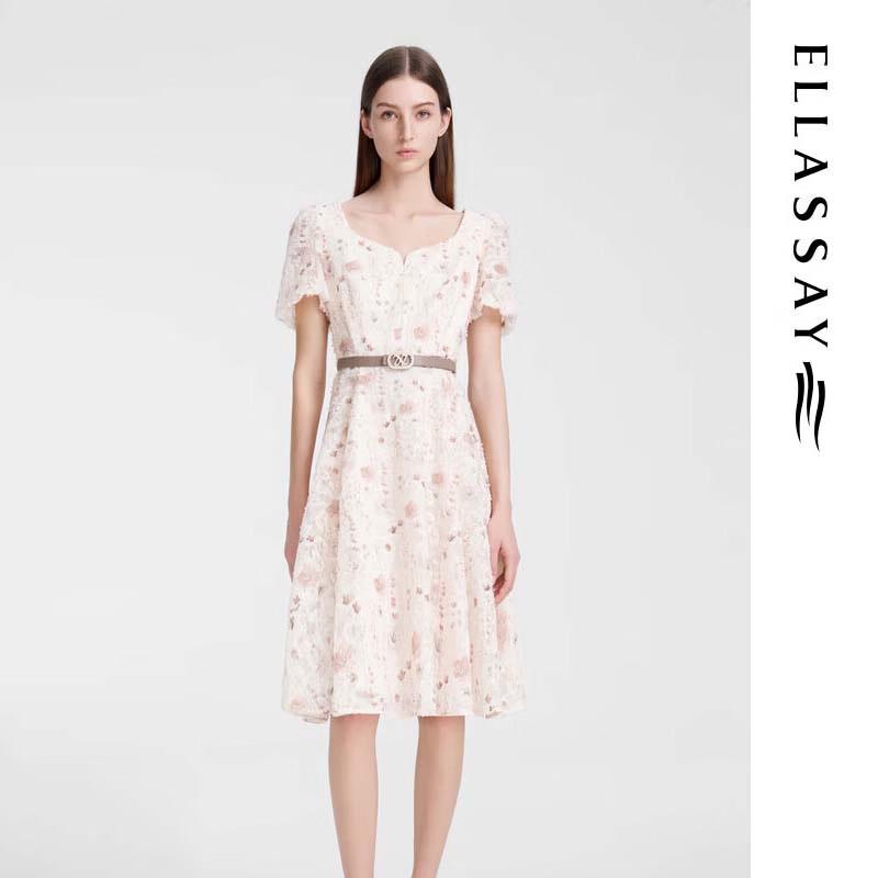 ELLASSAY Elegant Square Neck Jacquard Dress
ELLASSAY Elegant Square Neck Jacquard Dress