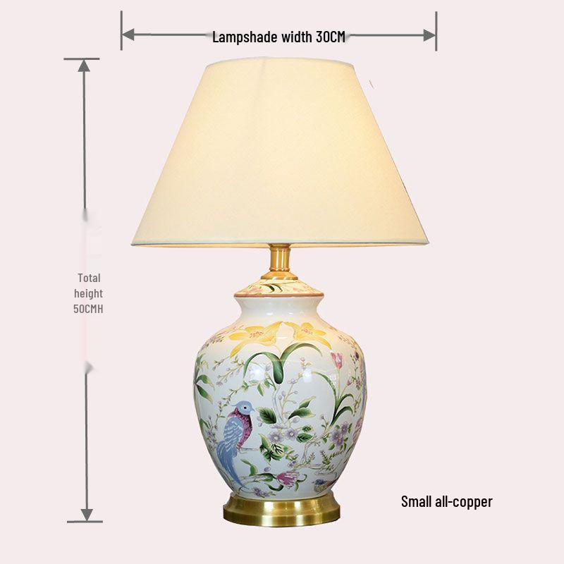 Керамическая настольная лампа Nordic Floral & Bird - Медное основание, Идеально подходит для гостиной, углового акцента, прикроватной тумбочки в спальне и домашнего декора. Button Switch
Керамическая настольная лампа Nordic Floral & Bird - Медное основание, Идеально подходит для гостиной, углового акцента, прикроватной тумбочки в спальне и домашнего декора. Button Switch