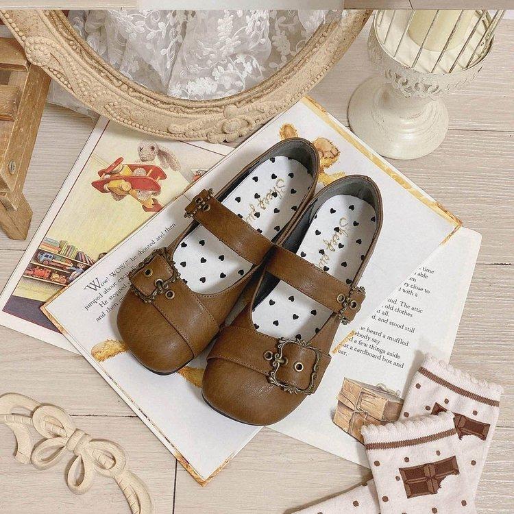 2025 new autumn Lolita with skirt small leather shoes women s retro Mary Jane shoes comfortable soft sole shallow mouth single shoes 40
2025 new autumn Lolita with skirt small leather shoes women s retro Mary Jane shoes comfortable soft sole shallow mouth single shoes 40