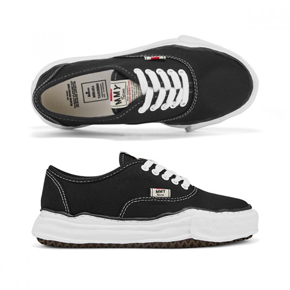 Mihara Yasuhiro Baker Og Low Sneakers A02fw704 A02FW704 BLACK (44)
Mihara Yasuhiro Baker Og Low Sneakers A02fw704 A02FW704 BLACK (44)