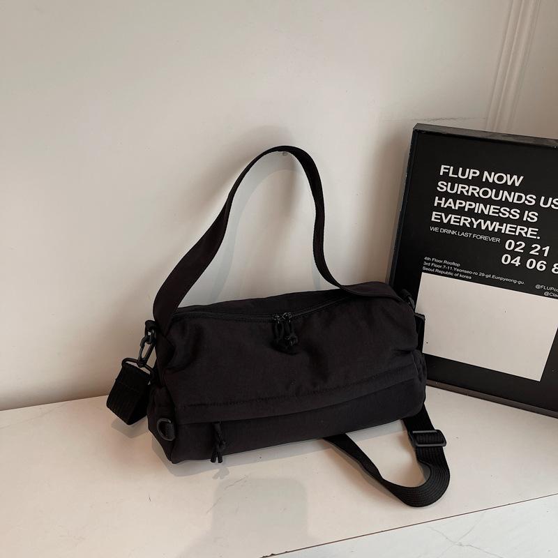 Winter New Cott Crossbody Bag Women Fashi Shoulder Storage Bag Casual Pu Texture Simple Versatile Color Bost Pillow Bag чорний
Winter New Cott Crossbody Bag Women Fashi Shoulder Storage Bag Casual Pu Texture Simple Versatile Color Bost Pillow Bag чорний