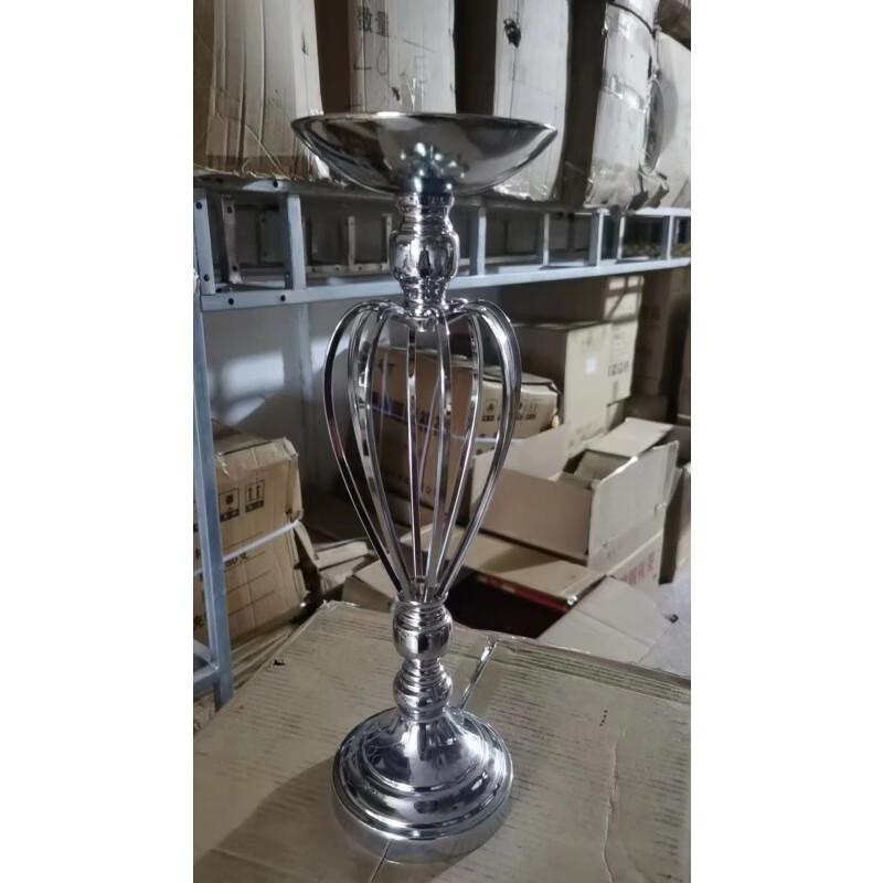 Iron Art Heart-Shaped Flower Vase
Iron Art Heart-Shaped Flower Vase