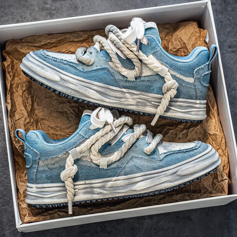 Luxury Men s Sneakers Casual Breathable Trainer Race Fashi Loafers Running Shoes for Male Tenis 44
Luxury Men s Sneakers Casual Breathable Trainer Race Fashi Loafers Running Shoes for Male Tenis 44