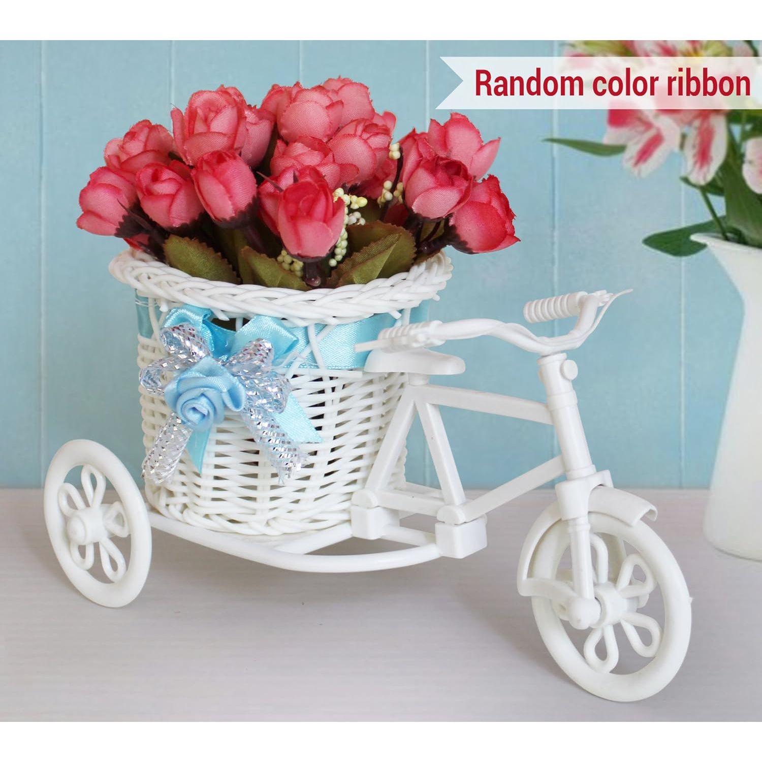 Ваза для цветов в форме цикла TiedRibbons® с гроздьями пионов
Ваза для цветов в форме цикла TiedRibbons® с гроздьями пионов