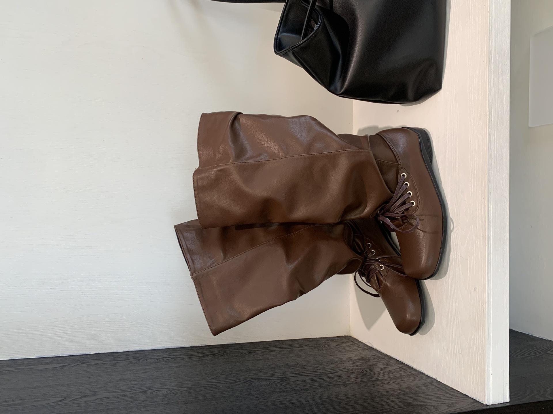 Ретро ремешки, новые нишевые дизайнерские брюки-ботинки, ботинки на толстом каблуке и толстой подошве, но рыцарские ботинки со шнуровкой до колена 39 кофейный
Ретро ремешки, новые нишевые дизайнерские брюки-ботинки, ботинки на толстом каблуке и толстой подошве, но рыцарские ботинки со шнуровкой до колена 39 кофейный