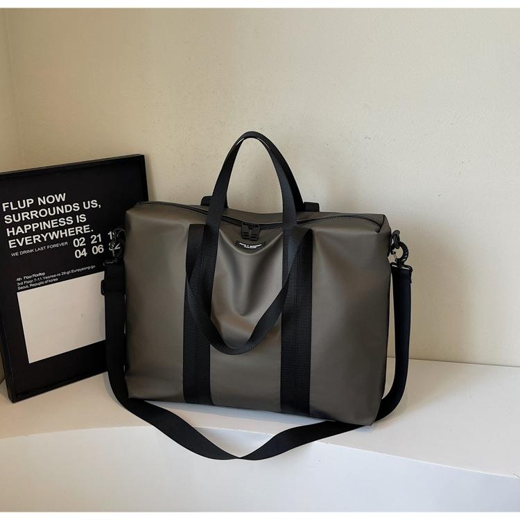 2025 travel bag lightweight short-distance out handbag sports anti-splashing water dry and wet separation portable messenger shoulder bag шампанського
2025 travel bag lightweight short-distance out handbag sports anti-splashing water dry and wet separation portable messenger shoulder bag шампанського