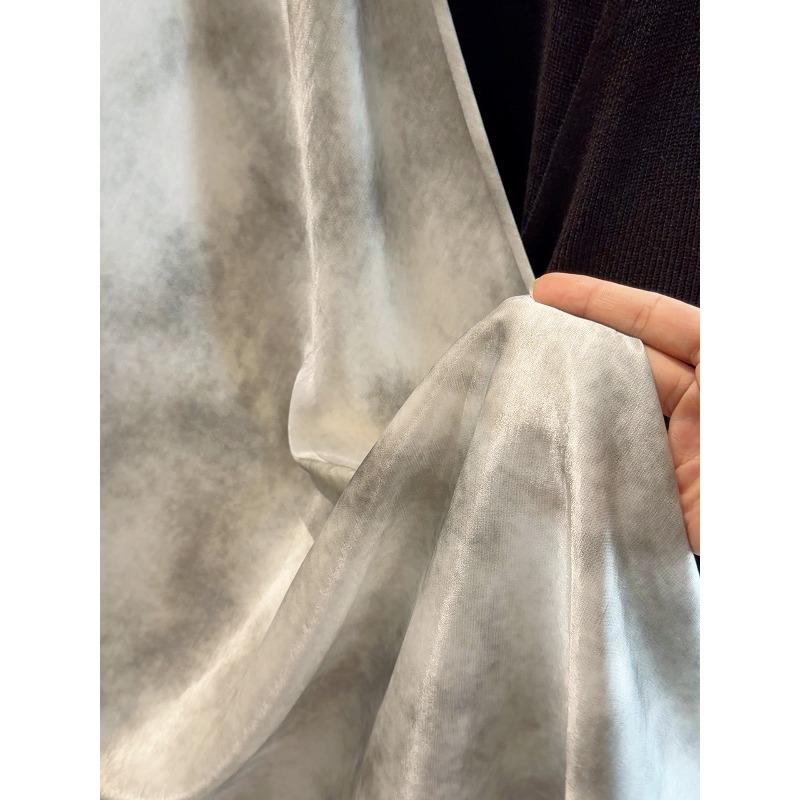 New Chinese style ice silk tie-dye acetic acid satin skirt women s spring new tall and thin hip-wrapped fishtail skirt XL бежевий
New Chinese style ice silk tie-dye acetic acid satin skirt women s spring new tall and thin hip-wrapped fishtail skirt XL бежевий