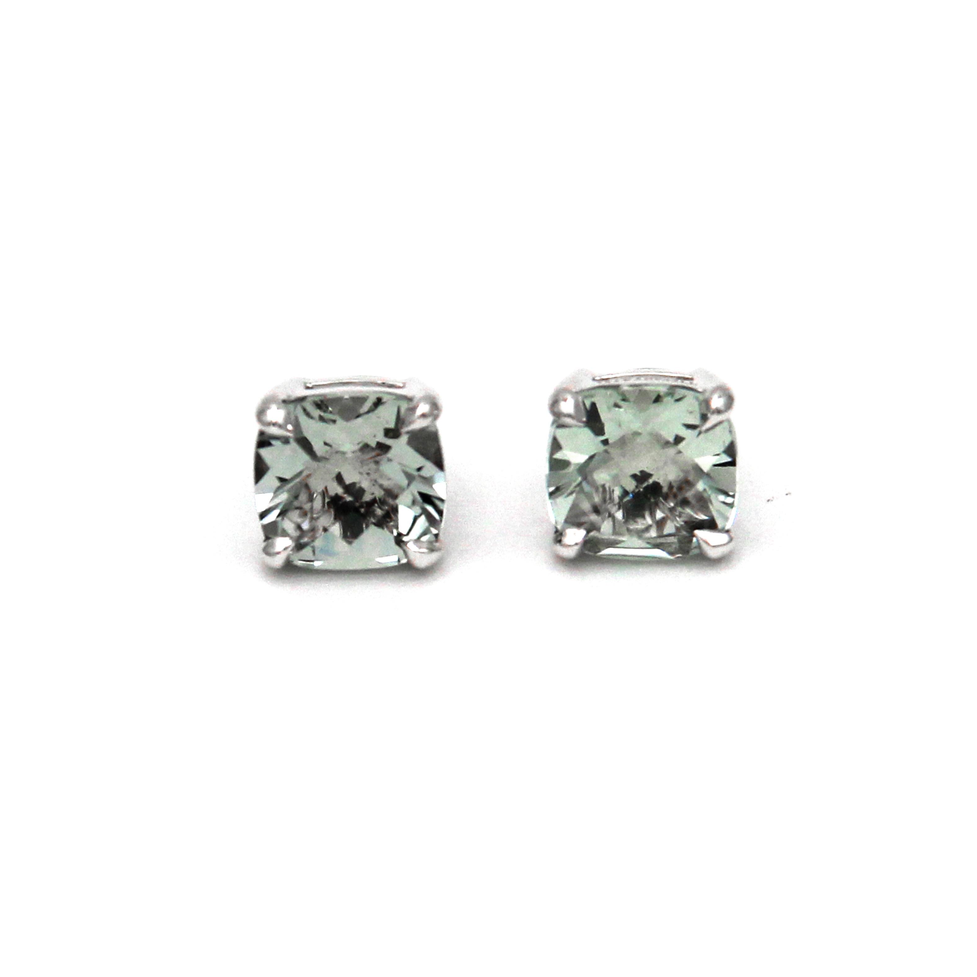 Tiffany & Co. Crystal Sugar Cube 925 Silver Crystal Earrings Unisex Earrings 23259567 Box
Tiffany & Co. Crystal Sugar Cube 925 Silver Crystal Earrings Unisex Earrings 23259567 Box