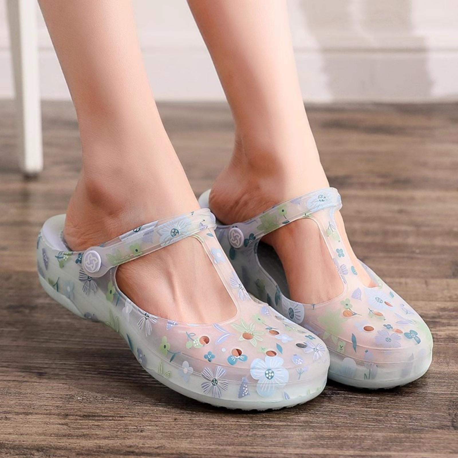 Cave Shoes Women Summer Flat Bottom Seaside Slippers Jelly Beach Sandals Outer Slope Heel Sandals Slippers 36 светло-синий
Cave Shoes Women Summer Flat Bottom Seaside Slippers Jelly Beach Sandals Outer Slope Heel Sandals Slippers 36 светло-синий