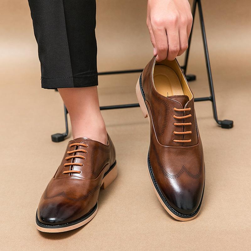 2025 new British Brock casual leather shoes trendy breathable fashion pointed leather shoes formal business men s shoes 38 коричневый
2025 new British Brock casual leather shoes trendy breathable fashion pointed leather shoes formal business men s shoes 38 коричневый