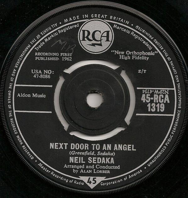 7inch Record NEIL SEDAKA - Next Door To An Angel 45RCA1319 RCA 1962 UK Pop Used
7inch Record NEIL SEDAKA - Next Door To An Angel 45RCA1319 RCA 1962 UK Pop Used