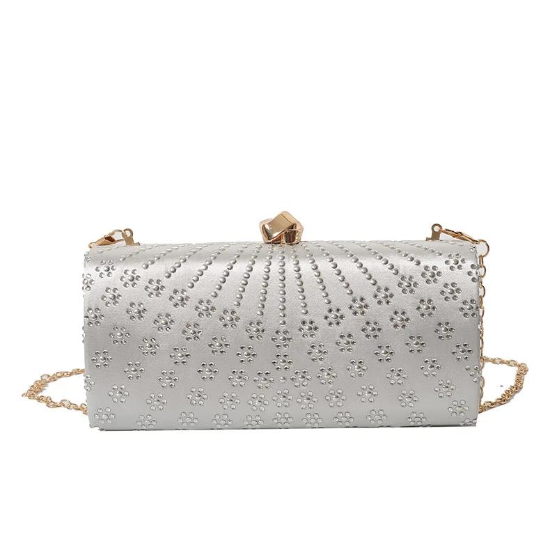 New Trendy Rhinestone Inlay Small Evening Bags For Women Gold Color Chain Shoulder Bags Prom Banquet Party Clutch Ladies Handbag
New Trendy Rhinestone Inlay Small Evening Bags For Women Gold Color Chain Shoulder Bags Prom Banquet Party Clutch Ladies Handbag