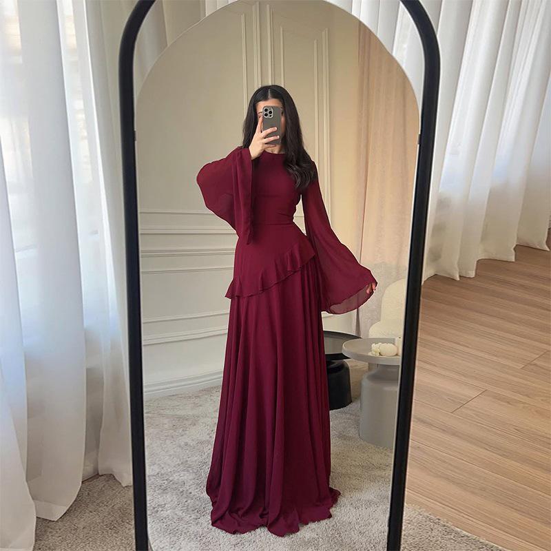 Autumn 2025 High-End European & American Pure Desire Style Slim Fit Round Neck Long Sleeve Dress S бордовий
Autumn 2025 High-End European & American Pure Desire Style Slim Fit Round Neck Long Sleeve Dress S бордовий