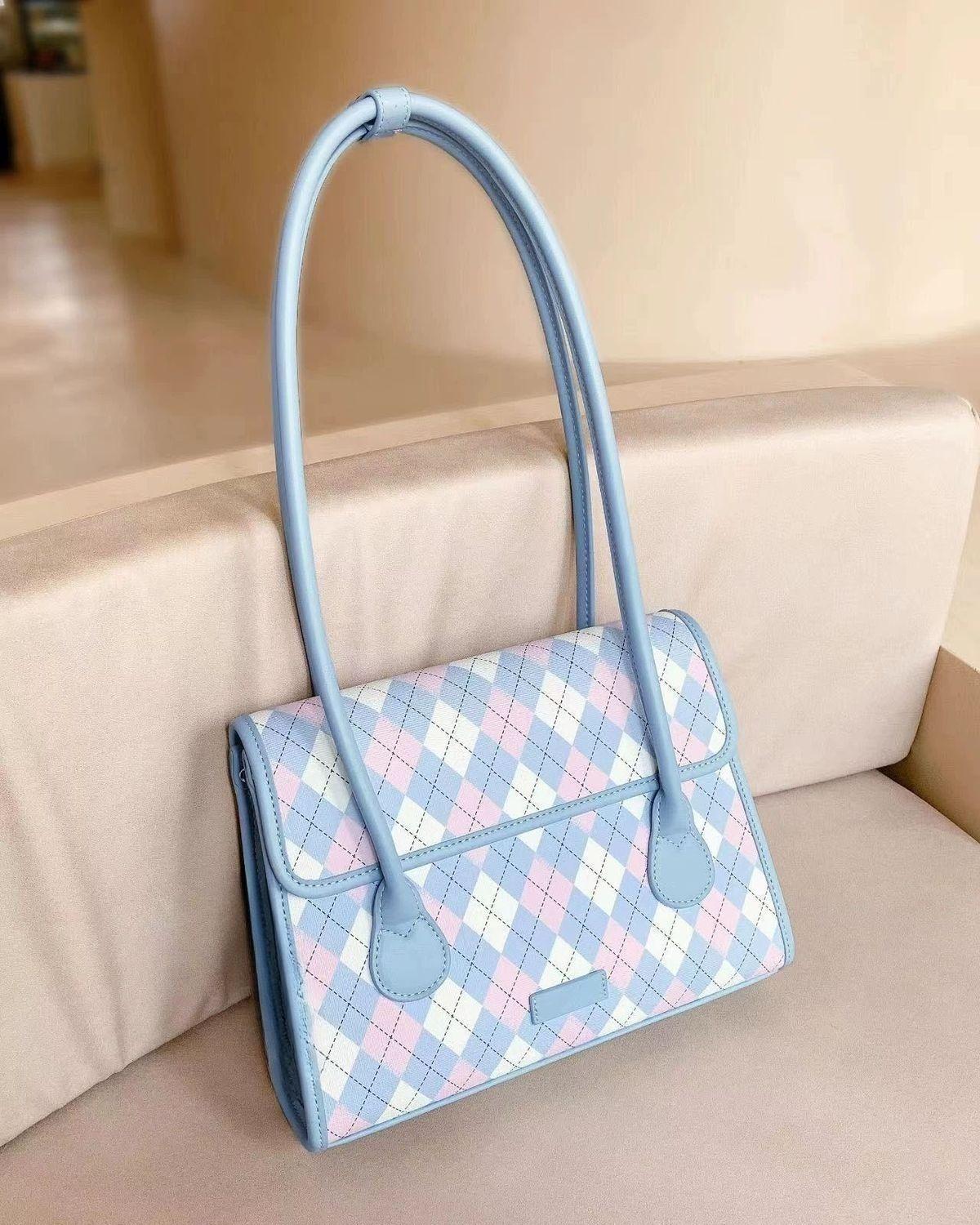 Sweet Cute Blue Diamond Quilting Underarm Bag Women Harajuku Large Capacity Shoulder Bags Ladies Daily Versatile Commute Handbag 27x20x8cm синий
Sweet Cute Blue Diamond Quilting Underarm Bag Women Harajuku Large Capacity Shoulder Bags Ladies Daily Versatile Commute Handbag 27x20x8cm синий