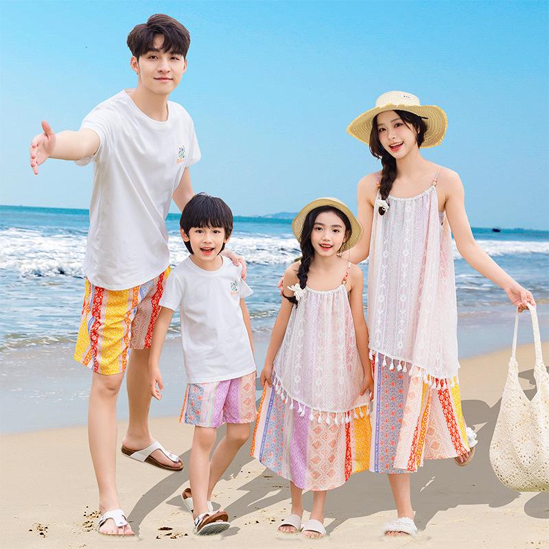 Bohemian Summer Vacation Mother-Daughter Dress: Trendy One-Piece Suspender Style. Boy 160
Bohemian Summer Vacation Mother-Daughter Dress: Trendy One-Piece Suspender Style. Boy 160