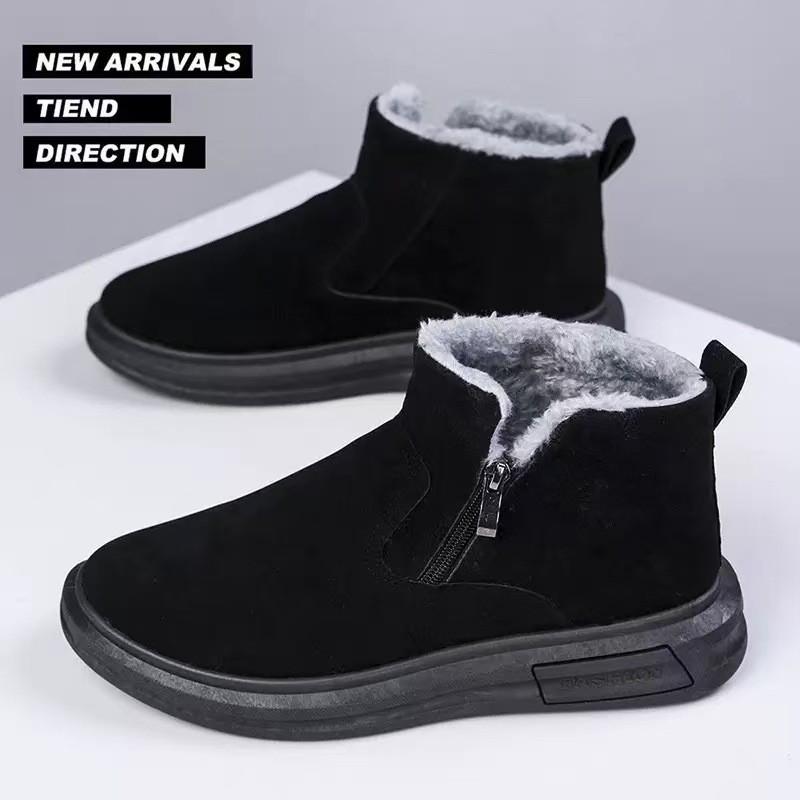 Men s Boots Snow Lightweight Shoes For Men Casual Warm Fur Ankle Boots Men s Winter Shoes Hiking Men s Work Shoes Footwear 44 чорний
Men s Boots Snow Lightweight Shoes For Men Casual Warm Fur Ankle Boots Men s Winter Shoes Hiking Men s Work Shoes Footwear 44 чорний
