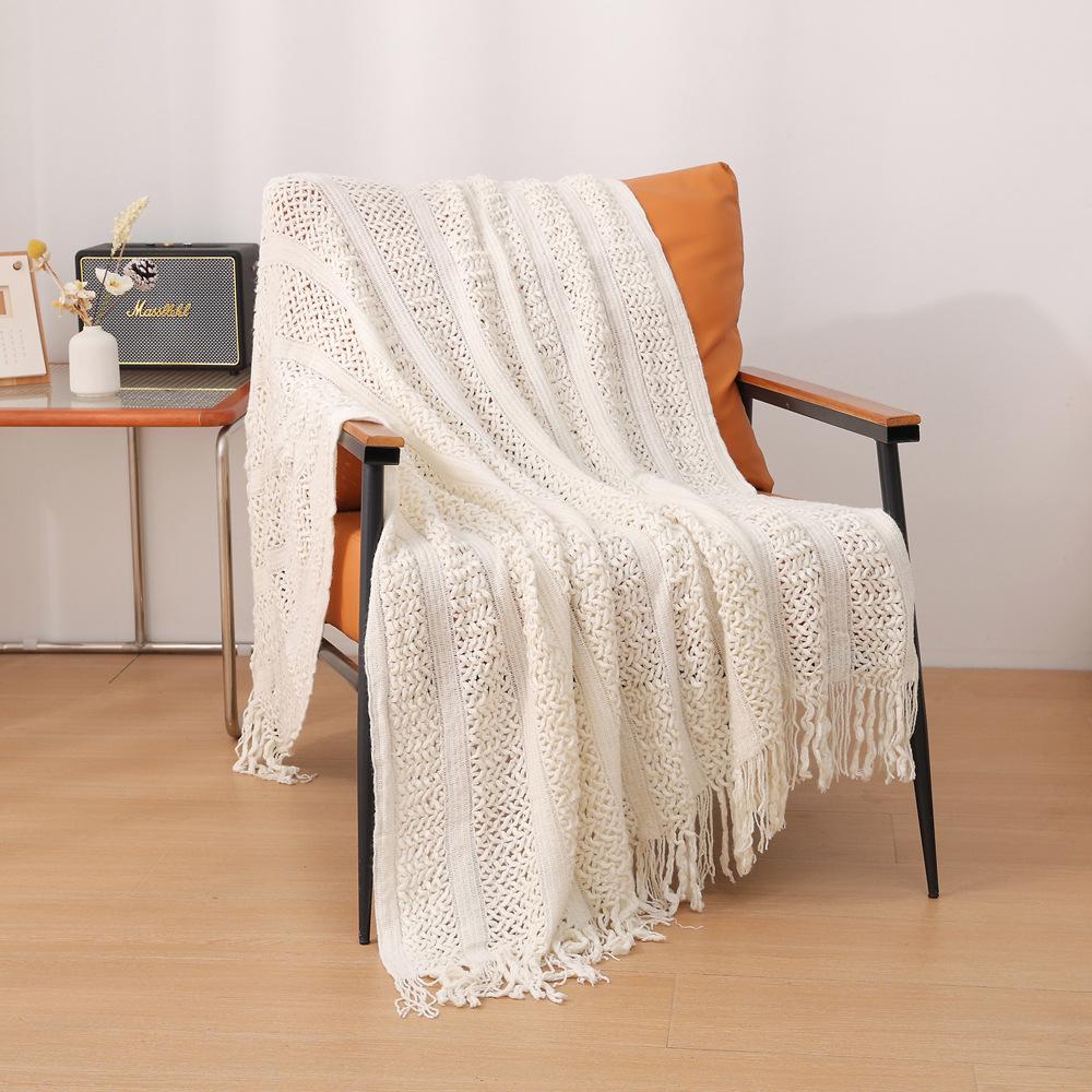 Solid Color Knitted Sofa Throw Blanket with Tassels - Ideal for B&B or Hotel Use 120*165 CM with tassels, 510g бежевый
Solid Color Knitted Sofa Throw Blanket with Tassels - Ideal for B&B or Hotel Use 120*165 CM with tassels, 510g бежевый