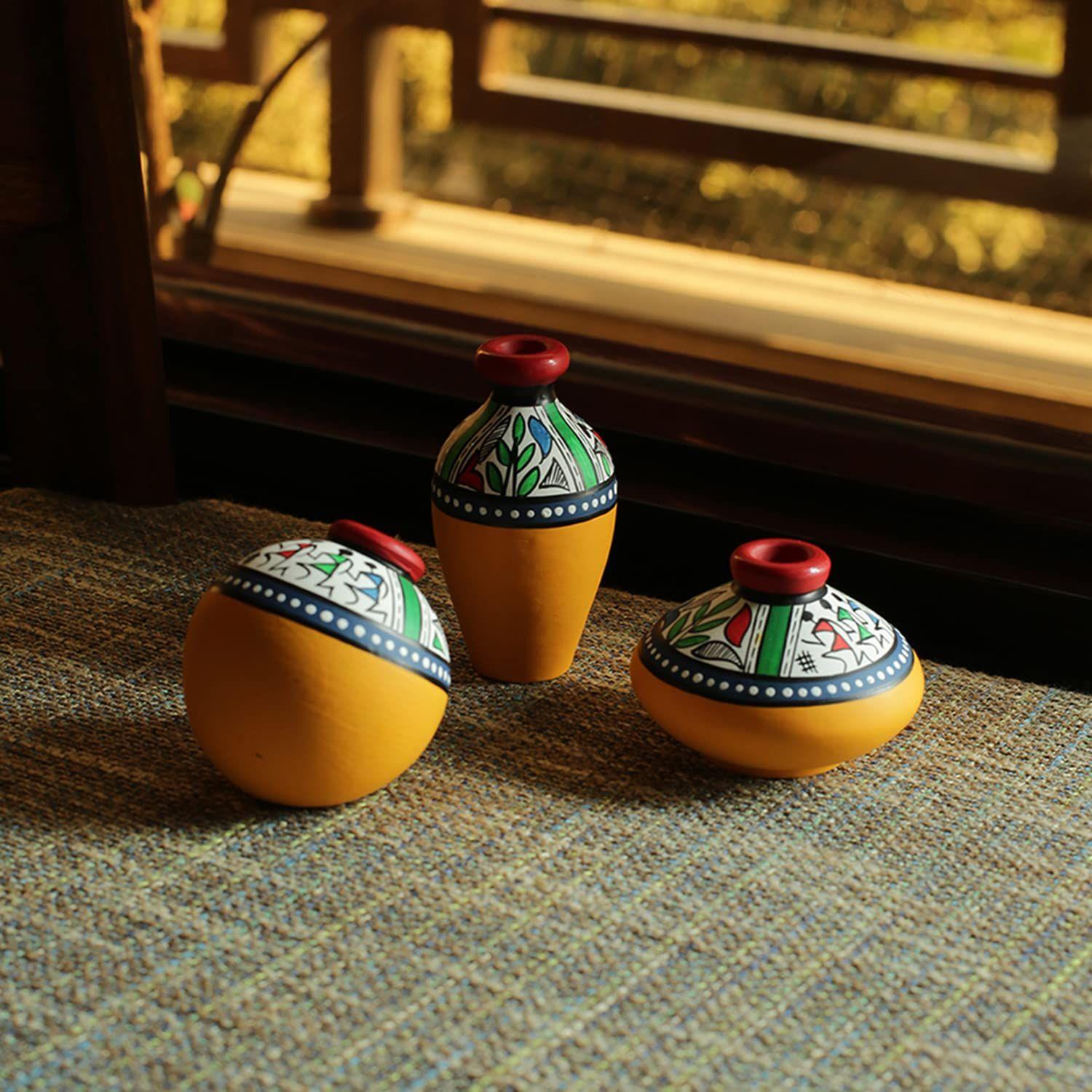 Warli Handpainted Decorative Terracotta Pots Vases For Living Room & Home Decoration (Set of 3, Yellow) |
Warli Handpainted Decorative Terracotta Pots Vases For Living Room & Home Decoration (Set of 3, Yellow) |