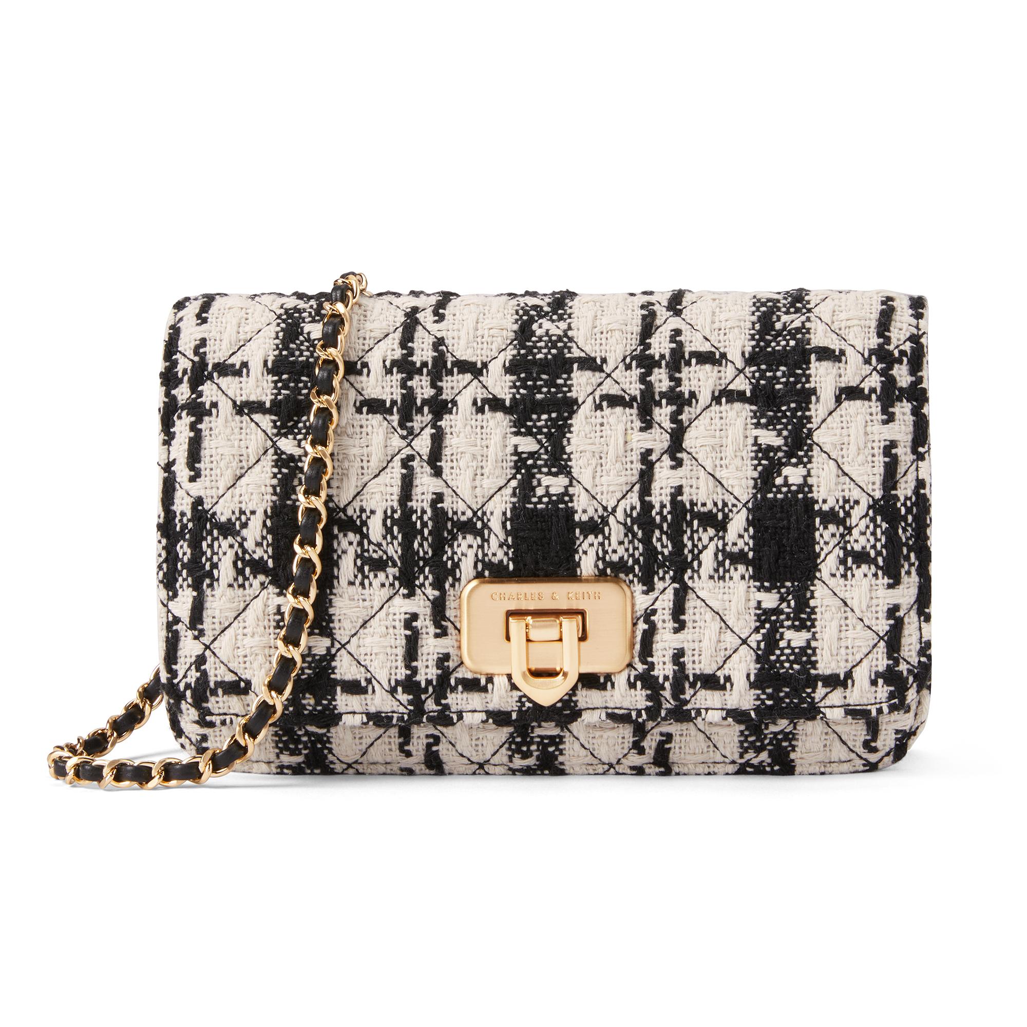 Новые сумки через плечо CHARLES&KEITH CK2-70160131-1 20.1*4.1*10.9CM
Новые сумки через плечо CHARLES&KEITH CK2-70160131-1 20.1*4.1*10.9CM