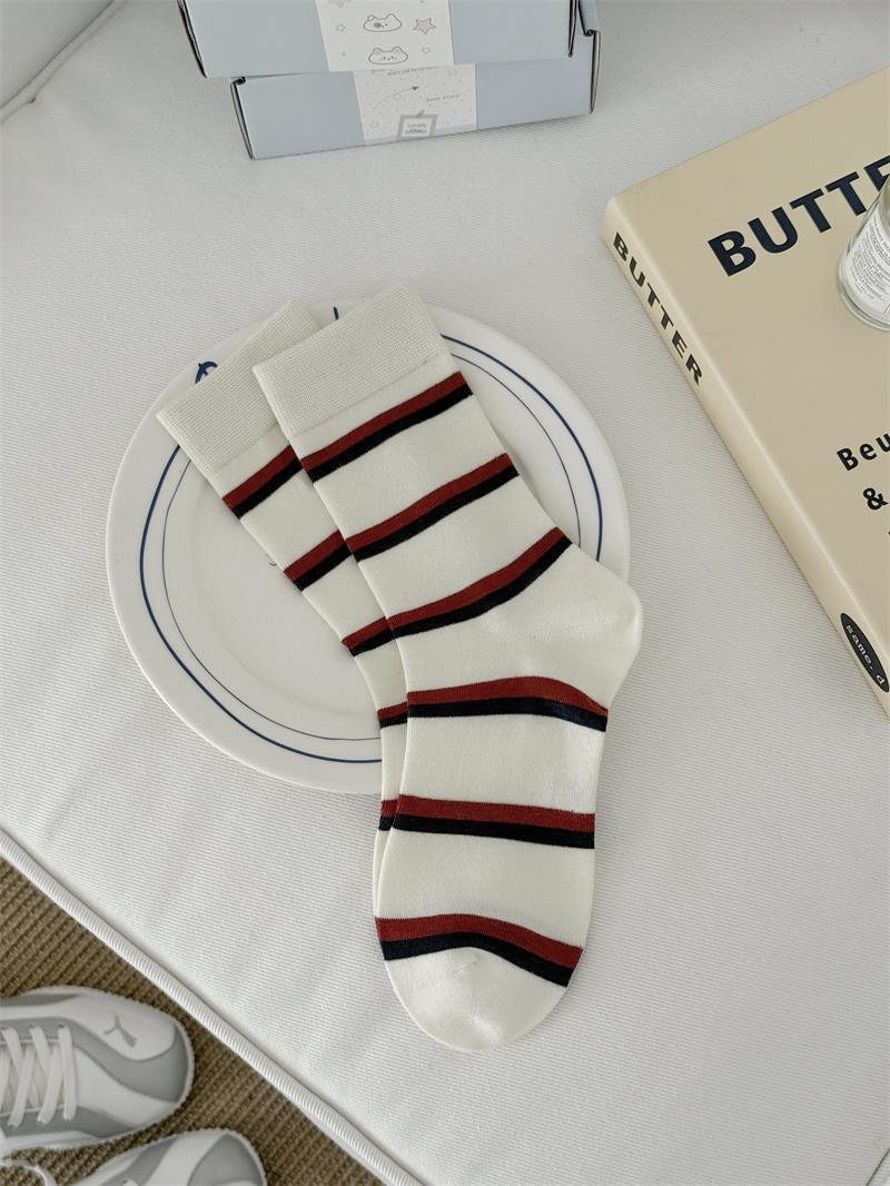 Spring/Summer Korean Dachshund Embroidered Striped Mid-Calf Socks - Cute Cotton Women s Hosiery One Size
Spring/Summer Korean Dachshund Embroidered Striped Mid-Calf Socks - Cute Cotton Women s Hosiery One Size